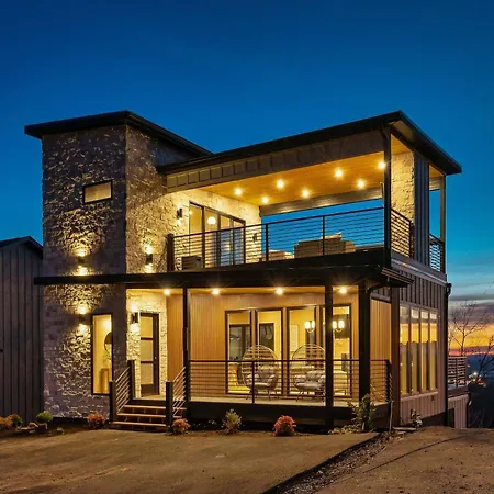 A Haven Of Comfort Elegance Views And Hot Tub